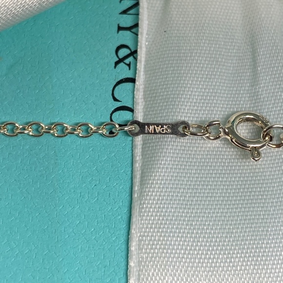 TIFFANY & Co Open 22” Heart necklace 925 Elsa Peretti 16” 6.7 grams original box - Picture 5 of 9